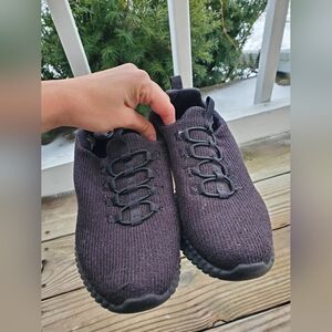 Black Sport Sneakers